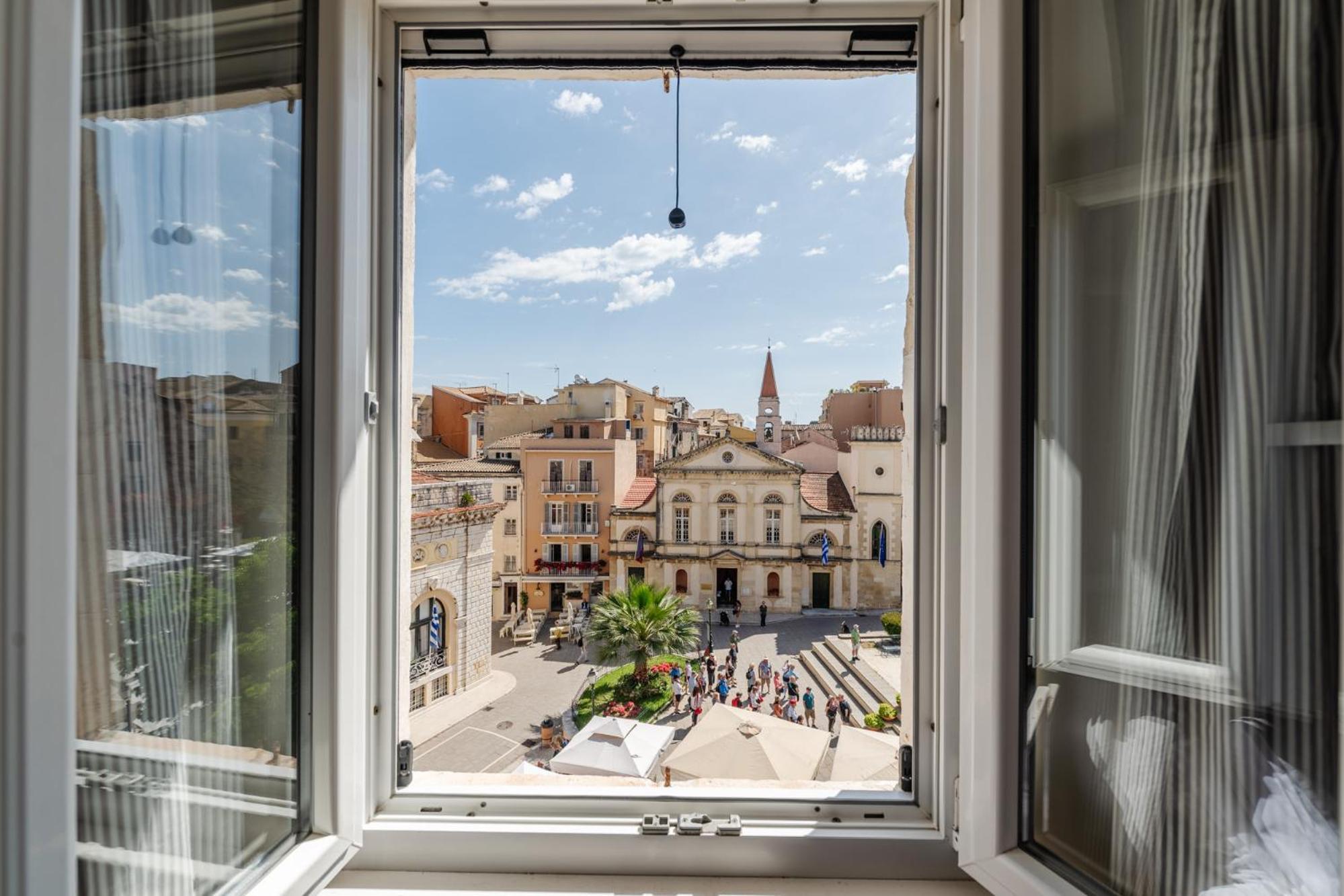 "San Giacomo Square Apt." In The Heart Of Old Town Corfu  Exterior foto